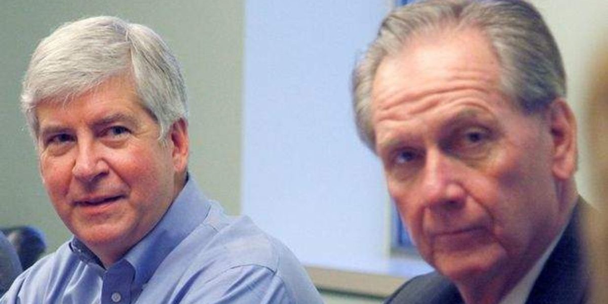 635748949716368830-snyder-and-muchmore