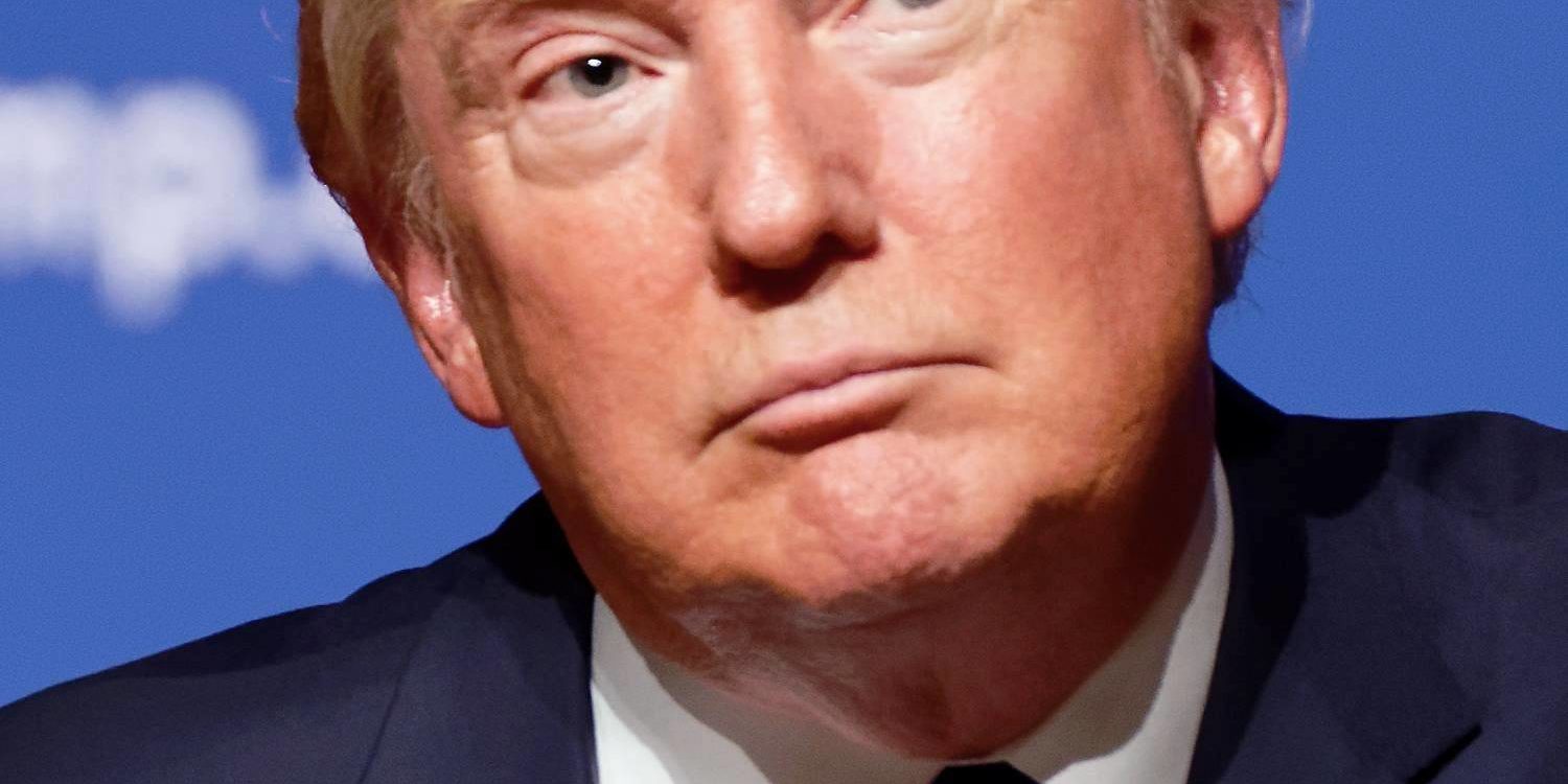 Donald_Trump_August_19,_2015_(cropped)
